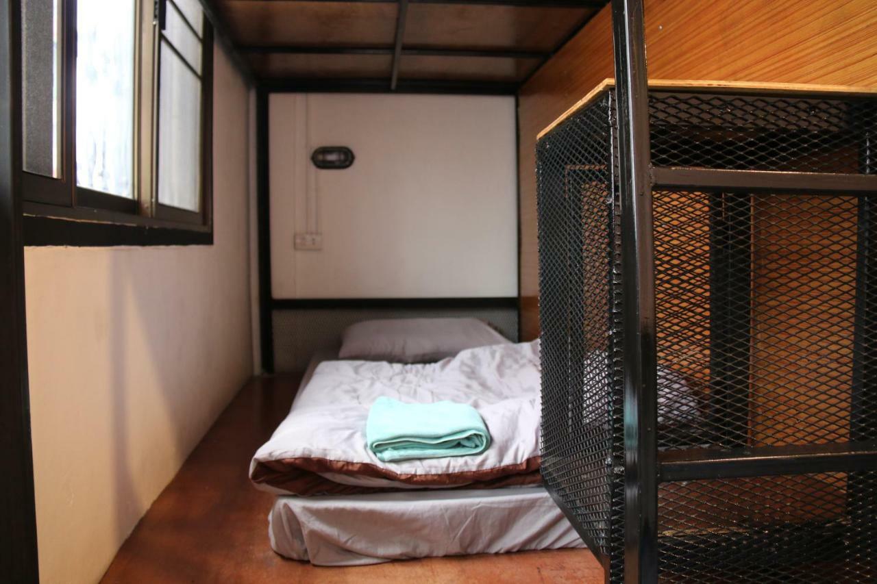 Family Home 2 Chiangmai (Adults Only) Chiang Mai Exterior photo